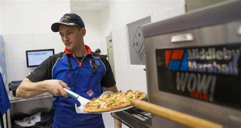 ¿cuánto Cuesta Abrir Una Franquicia De Domino’s Pizza La Inversión Necesaria Y Que Debes