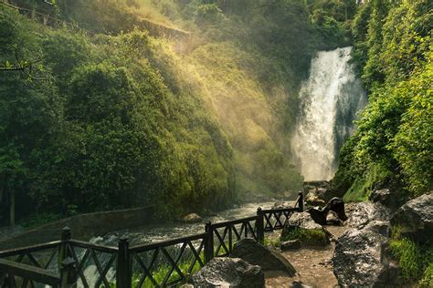 Turismo En Otavalo Imbabura Ecuador Cascada De Peguche