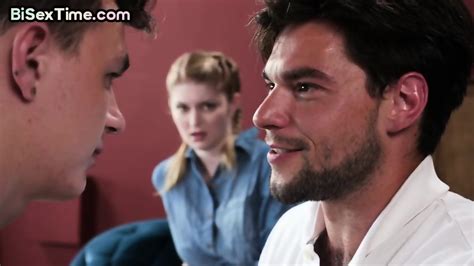 Bisexuals Enjoy Fucking Hard In Threeway In Wet Pussy Hole