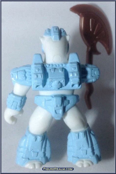 Pillaging Polar Bear Battle Beasts Series 2 Hasbro Action Figure