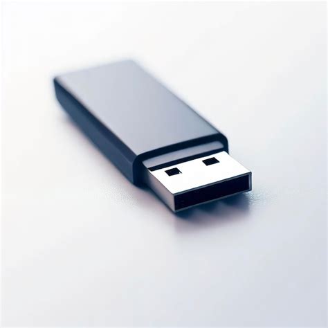 Unidad Usb Sobre Un Fondo Blanco Foto Premium