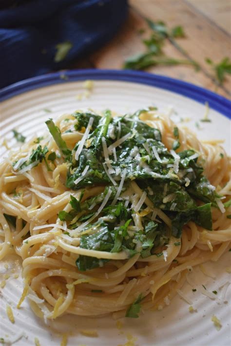 Lemon Pasta With Spinach Julia S Cuisine