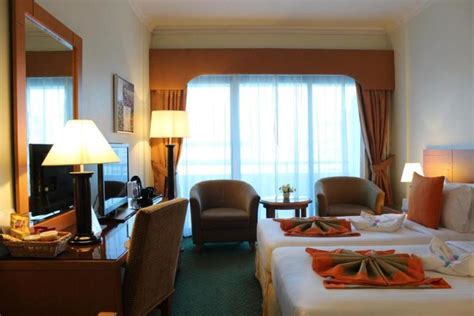 Golden Tulip Deira Hotel | Dubai 2021 UPDATED DEALS £26, HD Photos ...