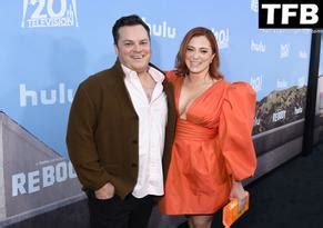 Rachel Bloom Sexy Seen Flaunting Her Hot Tits At The Reboot Premiere In LA AZNude