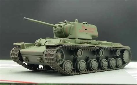 TRUMPETER 1 72 World War II Soviet KV 1 Heavy Tank Model 1942 Type