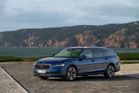 Skoda Superb Estate Gets Detailed Plug In Hybrid Will Arrive With DC