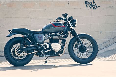 TRIUMPH BONNEVILLE - triumph-bonneville_key_19.jpg