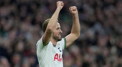 Kanes Milestone Goal Gives Tottenham Win Helps Arsenal Too