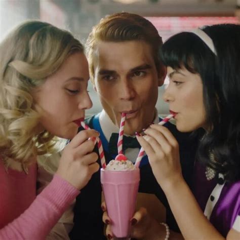 Riverdale Última Temporada Ganha Data De Estreia