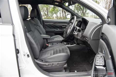 2021 Mitsubishi Outlander Gsr Phev Seats Performancedrive