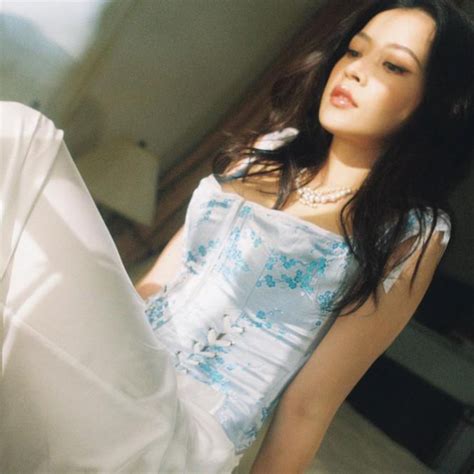 V A Tung Nh B N Nude Chi Pu L I G Y S T V I Bikini Si U B L Ch N Ng C