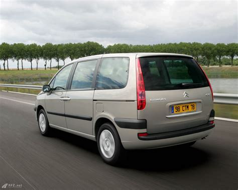 Citroën C8 Bilder und Wallpaper vom C8 Van.