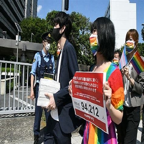 Lgbt差別に抗議署名 ビル管理の係員に受け取らせる自民党の不誠実 田中龍作 2021年5月31日掲載 ライブドアニュース