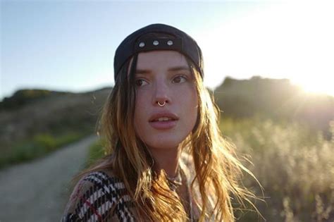 The Real And Fake Sex Lives Of Bella Thorne BBC News