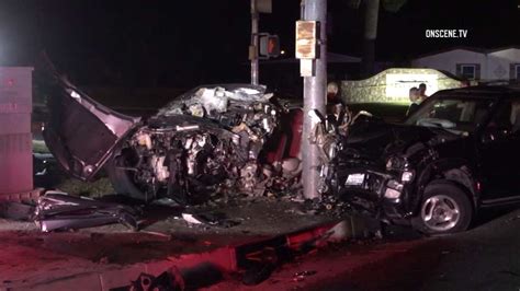 3 injured in crash involving police vehicle in Hemet - ABC7 Los Angeles