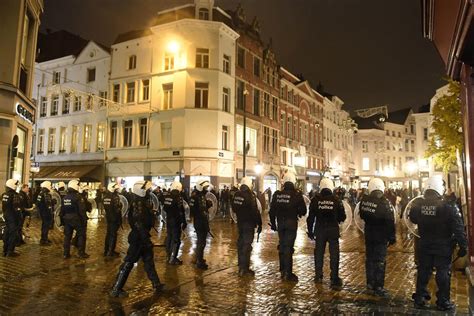 31 Arrestaties Na Rellen Op Brussels Muntplein De Standaard