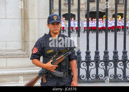 Policeman, Lima, Peru Stock Photo - Alamy