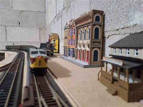 John's HO scale track layout - Model railroad layouts plansModel ...