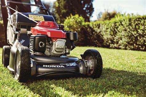 Honda Hrh536hxe 21 Self Drive Lawnmower €194900 Price Includes Vat