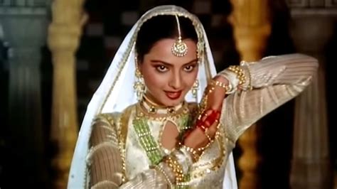 When Rekha went the extra mile for 'Umrao Jaan' | Mint Lounge