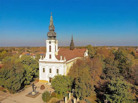 49 értékelés erről Jánoshalmi Szent Anna templom Templom Jánoshalma