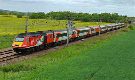 Virgin Trains East Coast 43274 And 43306 Hst Power Cars  Flickr