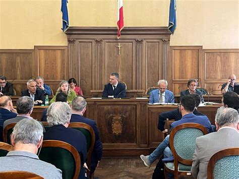 Provincia Di Salerno Approvato Allunanimità Il Rendiconto Di Gestione