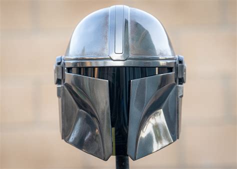 mandalorian armorer costume 3