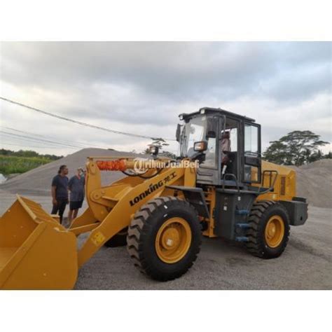 Wheel Loader Handal 1 7 Meter Kubik Lonking LG 833 CDM 833 Murah Di