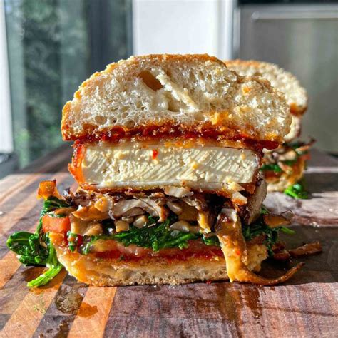 Crispy Tofu Breakfast Sandwich Zena S Kitchen