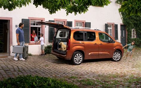 Photo 6 Coffre Opel Combo Electrique Essai Opel Combo E Life Le