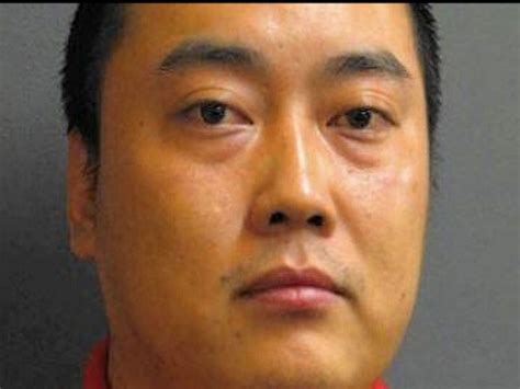 Massage Therapist Accused Of Sexually Assaulting Woman At Evanston Spa