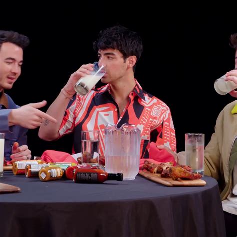 VIDEO The Jonas Brothers On Hot Ones