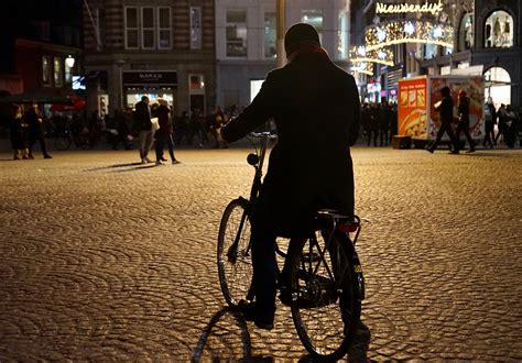 Rowerzysta śmiertelnie potrącony przez kierowcę Rybnik INFO