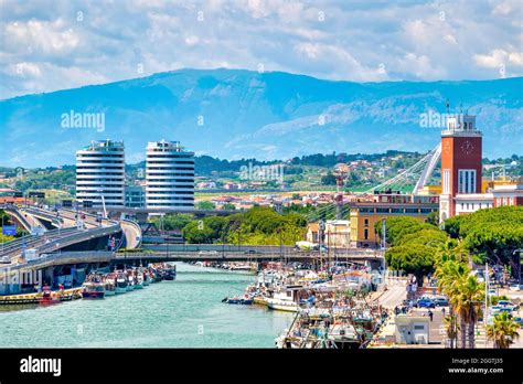 Pescara Italy Hi Res Stock Photography And Images Alamy