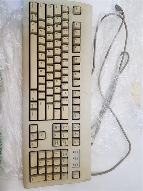 old mac rubber dome keyboard, Computers & Tech, Parts & Accessories ...