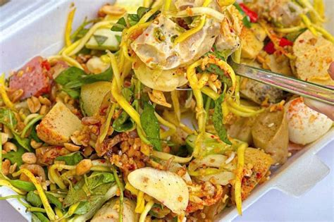 dac san tre hue mon ngon  da lam  long thuc khach gan xa