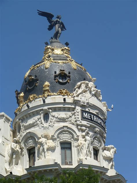 El Edificio Metr Polis La C Pula M S Fotografiada De Madrid