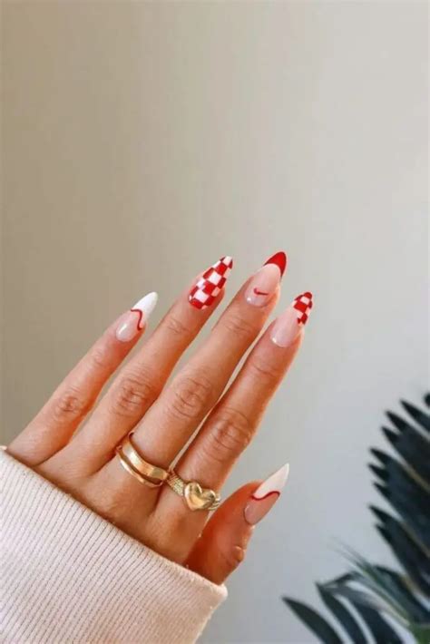 Easy And Trendy Red Nail Design Ideas Of That Grateful Soul