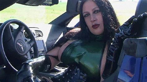 The B Corvette Part 2 HDV DVD Quality 1280 X 720 Schokomaus Big Tits Fetish Clips