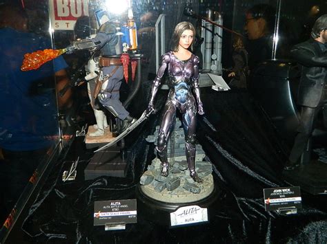 NYCC2018 Hot Toys Figures