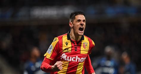 Rc Lens S Ville Florian Sotoca Savoure Le R Ve Europ En Lensois