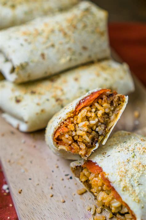 Easy Baked Pizza Burritos - The Love Nerds