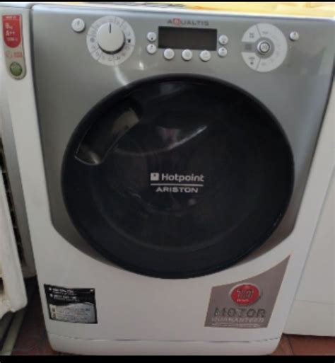 Пральна машина Hotpoint Ariston AQUALTIS AQSD працює 2 500 грн