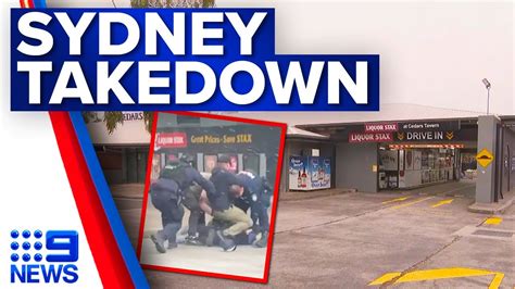 Police Officer Pulls Gun In A Dramatic Sydney Takedown 9 News