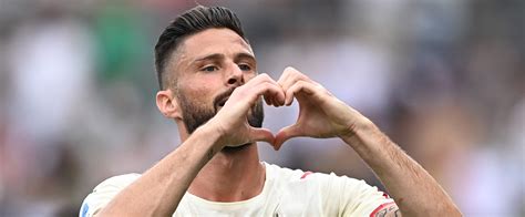 Giroud Offre Le Scudetto à Lac Milan Serie A J38