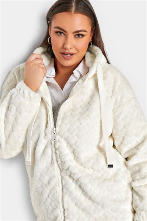 Yours Luxury Plus Size Ivory White Heart Faux Fur Jacket Yours Clothing