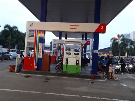 Pom Bensin Spbu Terbaik Di Kota Depok Ulastempat