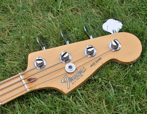 Beautiful 1983 Usa Dan Smith Era Fender Jazz Bass Rare Ivory Finish