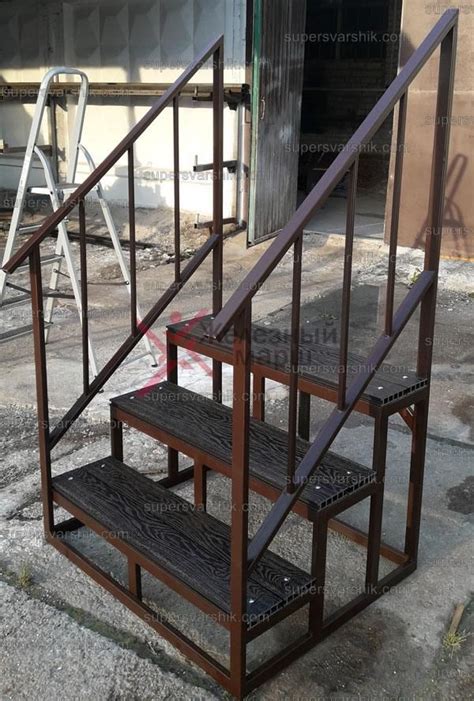Металлическое крыльцо и ступени из ДПК серии «Эко» | Home decor, Stairs ...